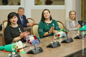 Двум многодетным мозырянкам в Гомеле торжественно вручили орден Матери