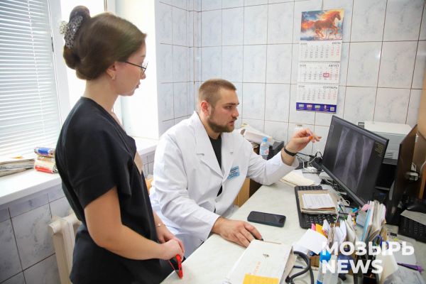 В Мозыре консультативный прием и обучающий семинар провел гомельский детский хирург