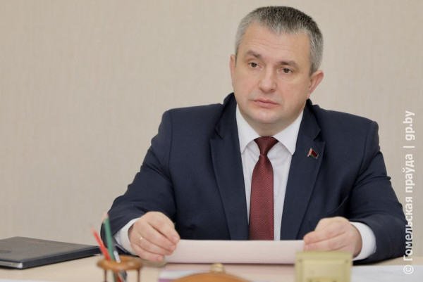 Не упустить ни одного молодого специалиста. На аппаратном совещании в облисполкоме рассмотрели вопрос кадрового обеспечения сельского хозяйства